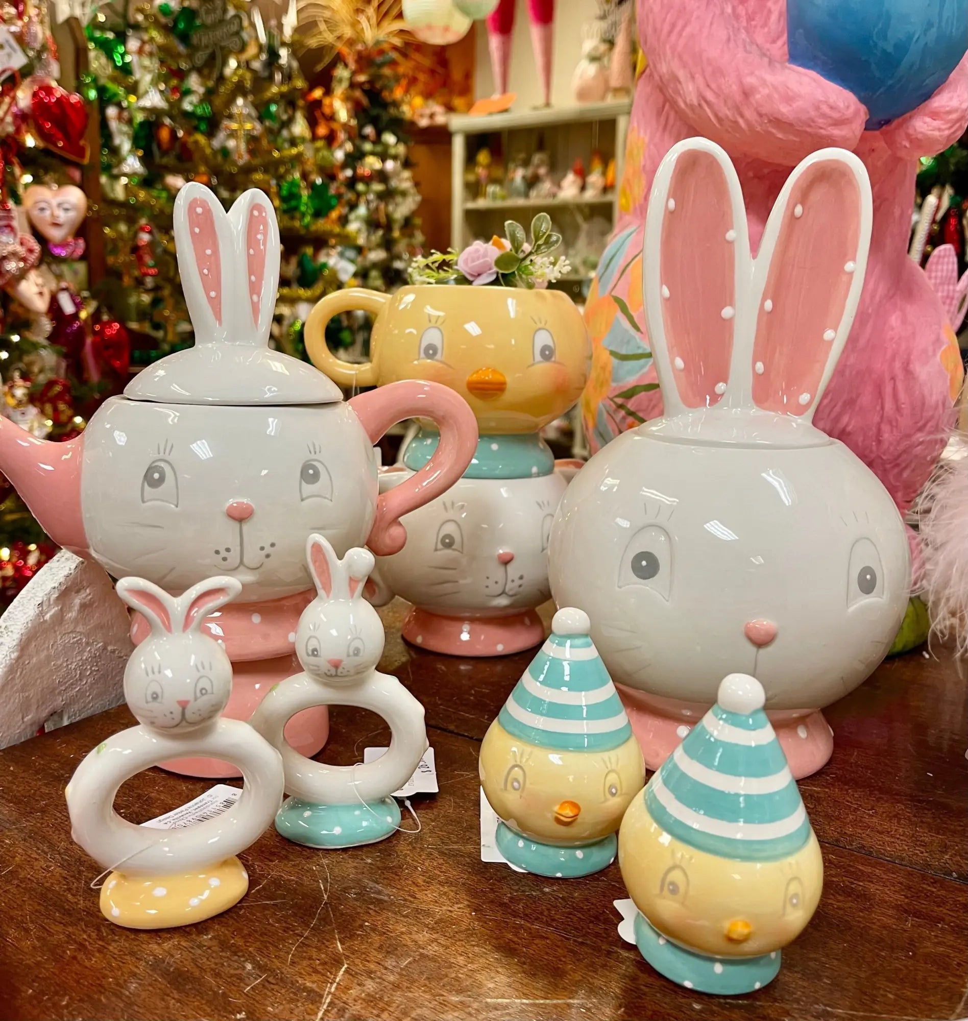 Set a Festive Easter Table with the Johanna Parker – Traditions