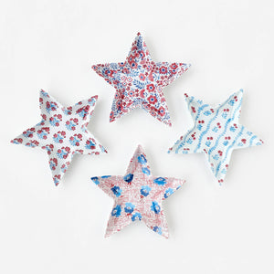 8 inch red white and blue floral design star melamine plates set of 4 perfect for patriotic tableware settings