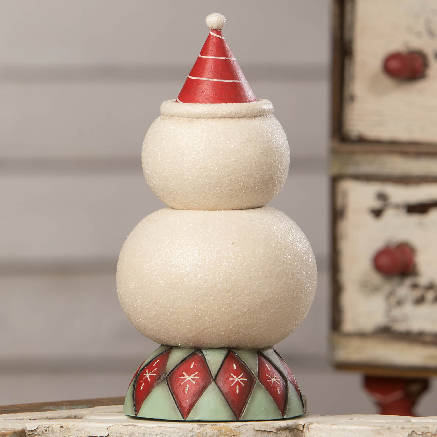Frosty Finial Stack Container