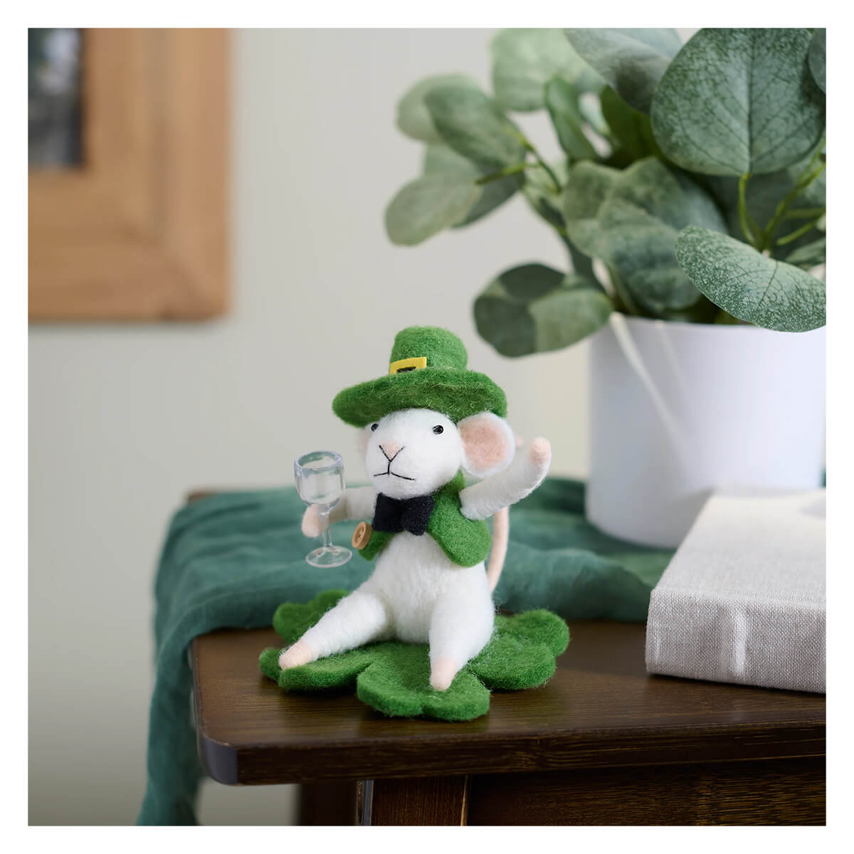 St. Paddy & Shamrock Critter