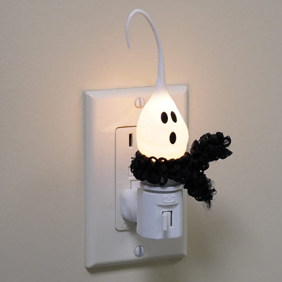 Ghastly Ghost Face Nightlight Friend