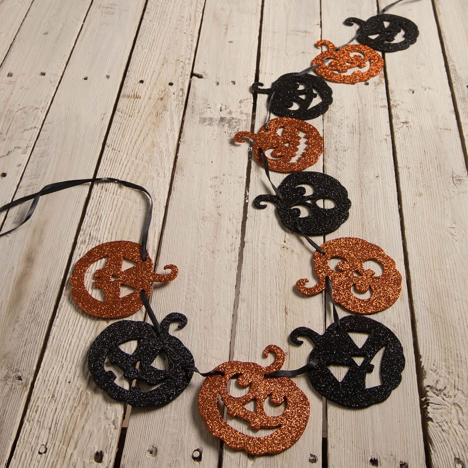 Jack-O-Lantern Glitter Garland