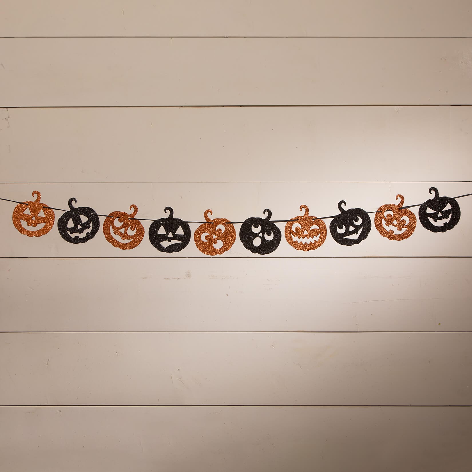 Jack-O-Lantern Glitter Garland