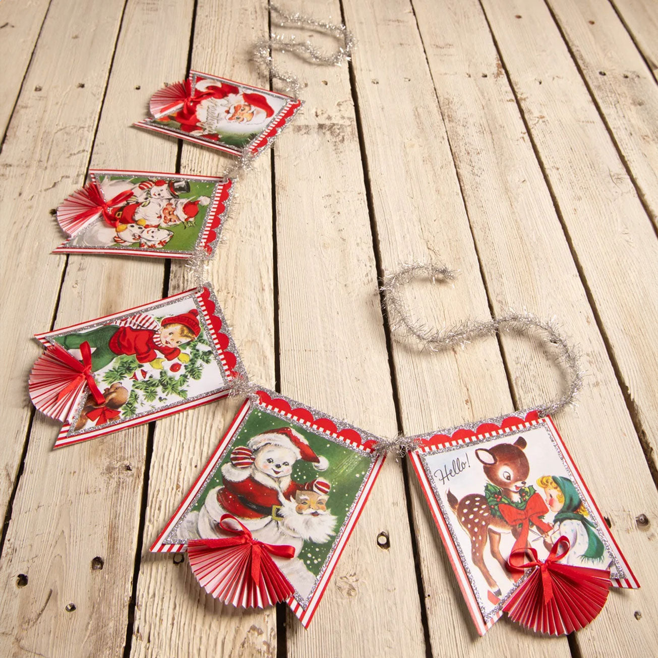 Kitschmas Garland - Christmas