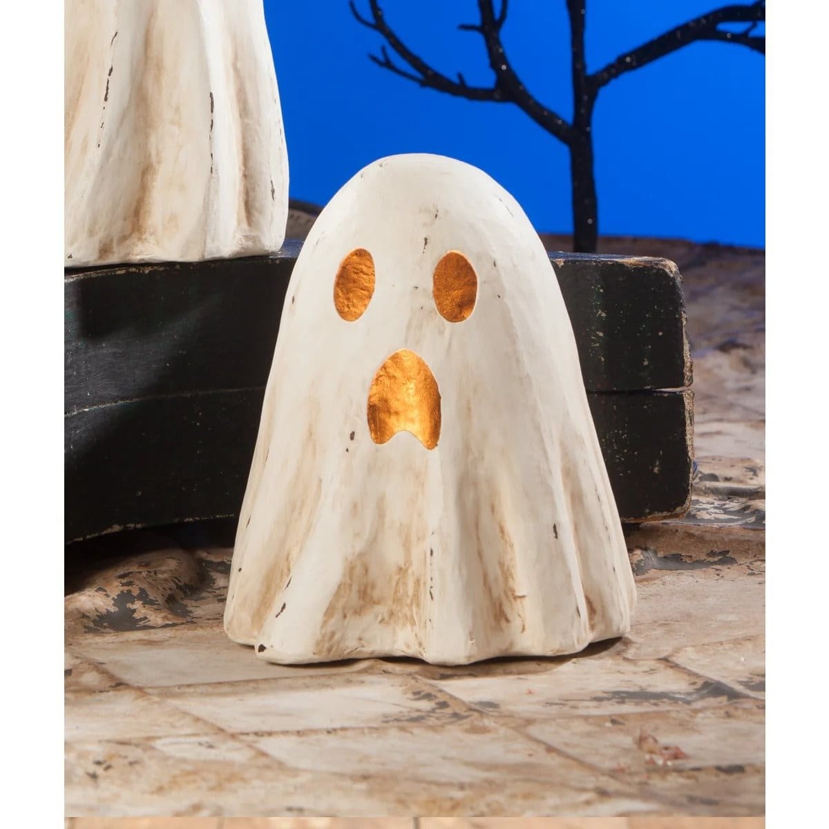 Medium Scared Ghost Luminary