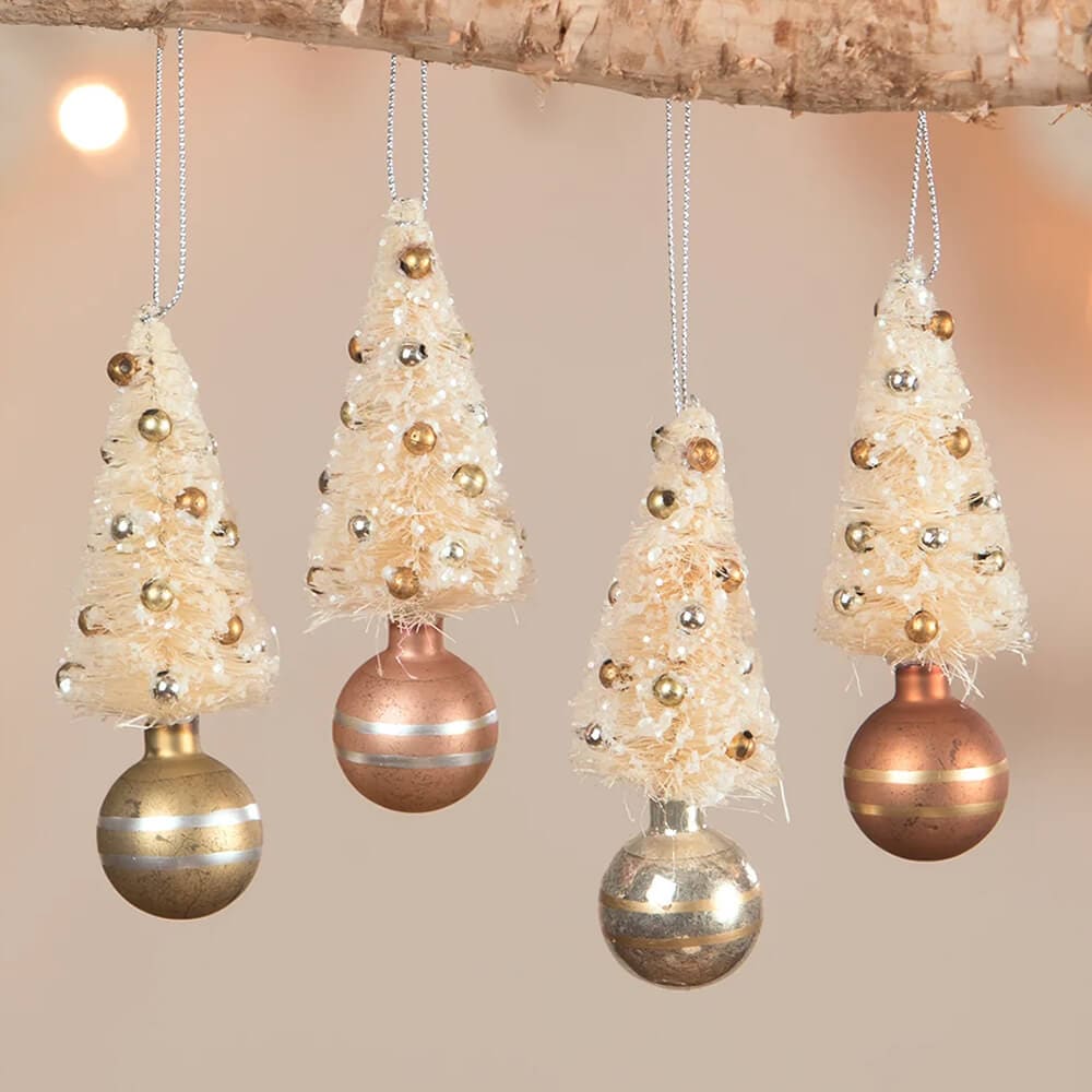 Metallic Bottle Brush and Baubles Ornaments Set/4