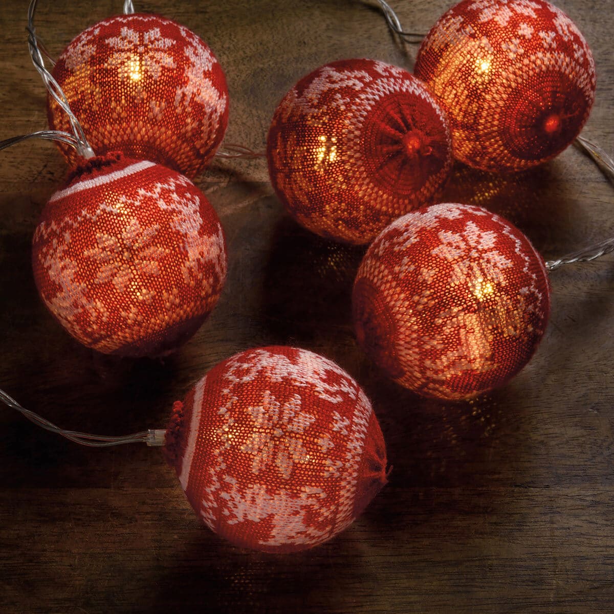 Nordic Globe String Lights