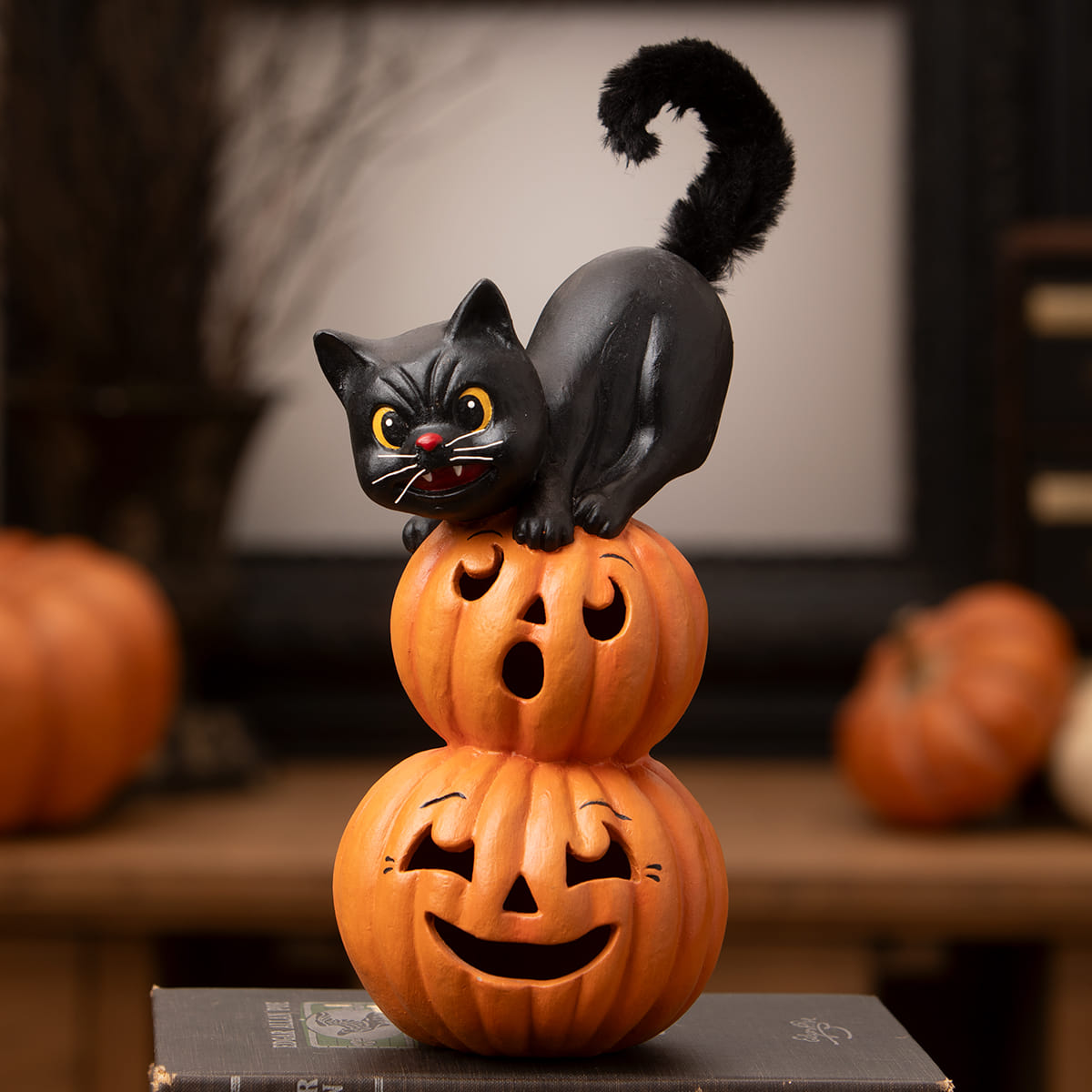 Small pumpkin stack black cat figurine with halloween cats perched on orange halloween pumpkins and gourds
