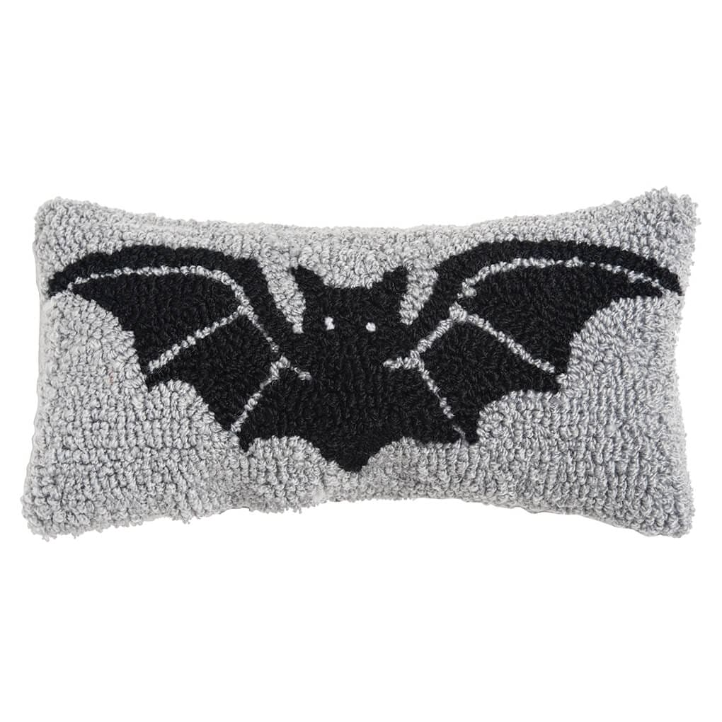 Spooky Bat Hooked Pillow - Halloween