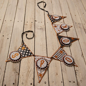 Spooky spider garland halloween garlands with black white and orange glitter spiderweb rosettes and tinsel accents