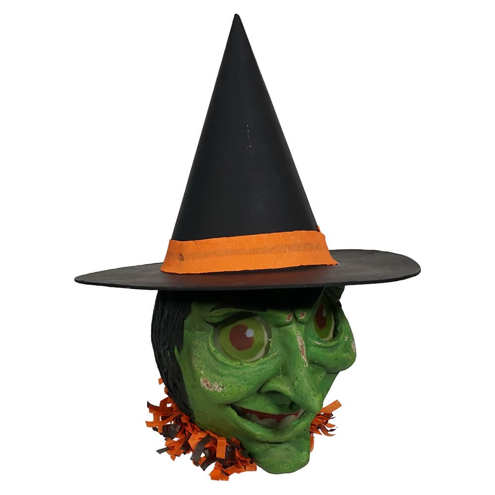 Green Face Witch with Hat Lantern