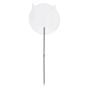 Vintage black cat garden pick with white circular daisy garden pick and slender metal stake for yellow center decor piece